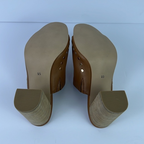 DIBA.True Twin Crest Heel SandaL - Picture 6 of 11